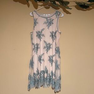 Max Studio Two Toned Lace Floral Dress